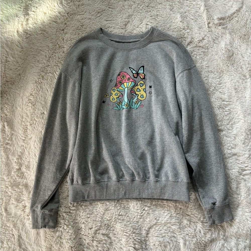 Stay Groovy Mushroom Graphic Print Gray Crewneck Sweatshirt